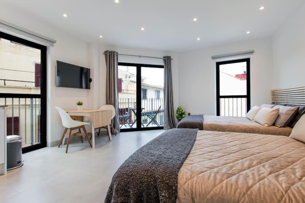 The Residence City Centre - Modern Family Apartment With Rooftop Pool & Terrace - Children Stay For Free Gibraltar Exterior photo
